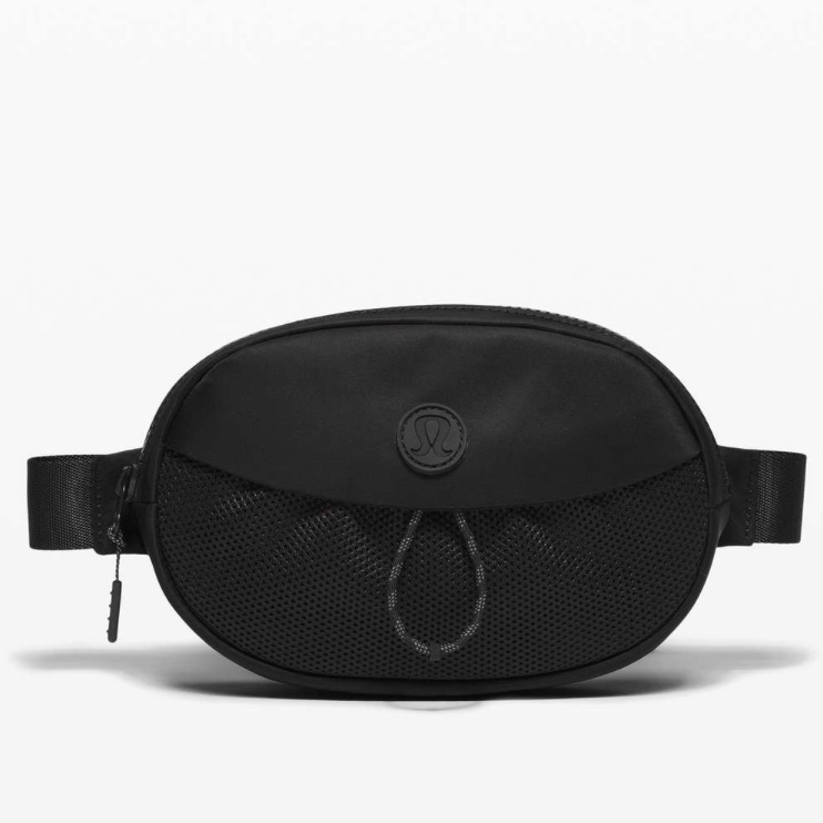 Lululemon Take It On Belt Bag *Il Black